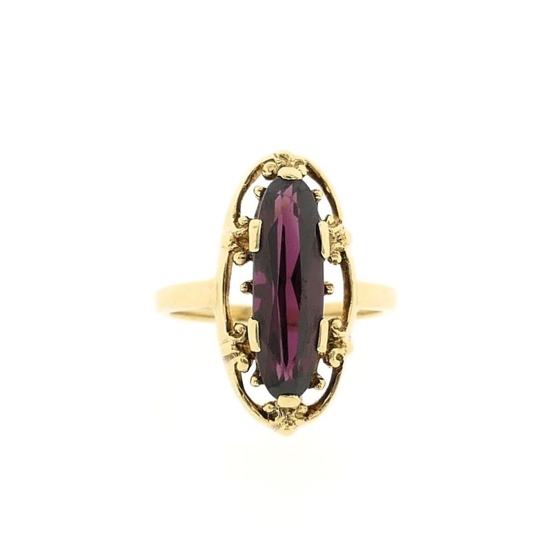 Image 6 of Gold ring with garnet