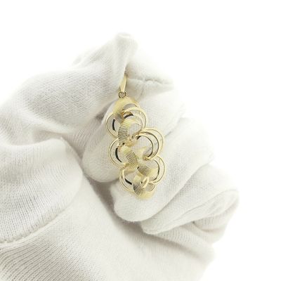 Image 2 of Vintage gold pendant