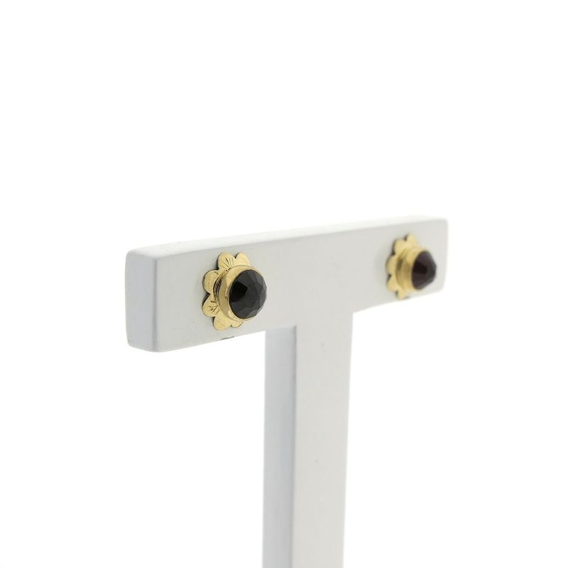 Image 3 of Vintage gold stud earrings with garnet