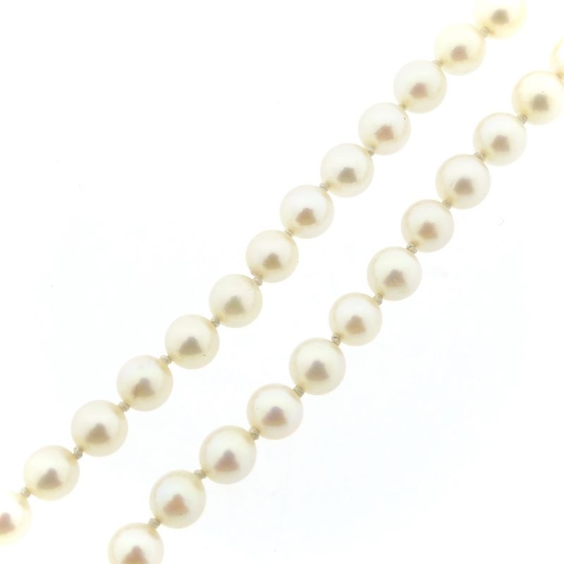 Image 12 of Pearl necklace with white gold clasp and sapphire | 49 cm