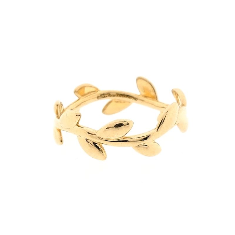 Image 5 of 18-karat gold ring with leaves | Tiffany & Co.