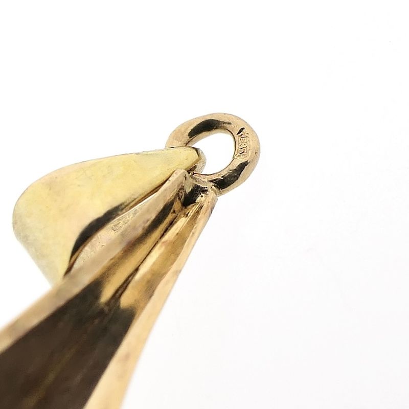 Image 3 of Gold pendant with carnelian