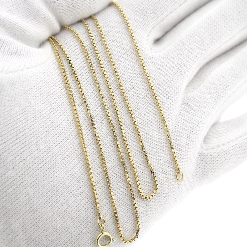 Image 8 of Golden Venetian link chain