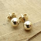 Image 2 of Gold stud earrings with round button