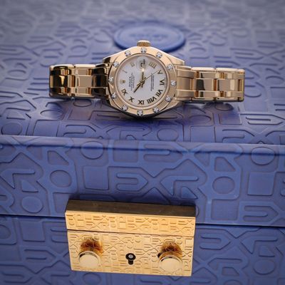 Image 2 of Rolex Pearlmaster Lady-Datejust 29mm 18ct Gold Watch