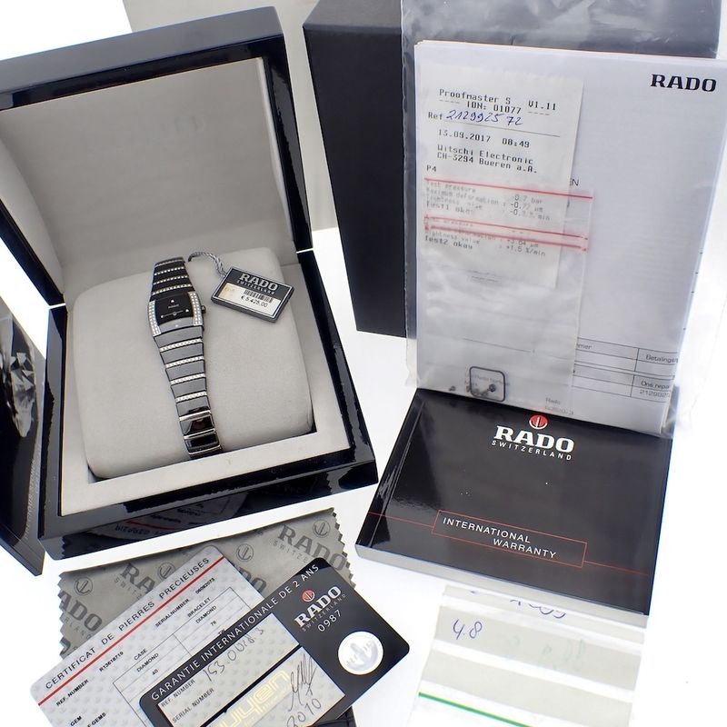 Image 11 of RADO Sintra Jubilé; Women's watch with diamonds