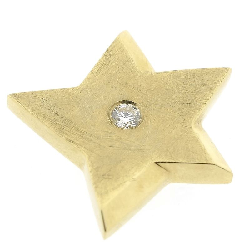Image 7 of Gold star pendant with diamond; 0.14 ct.