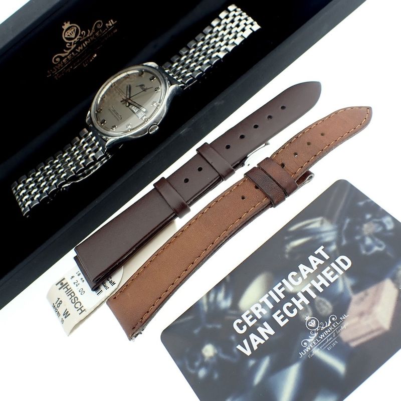 Image 9 of Mido Commander Datoday; Men's watch