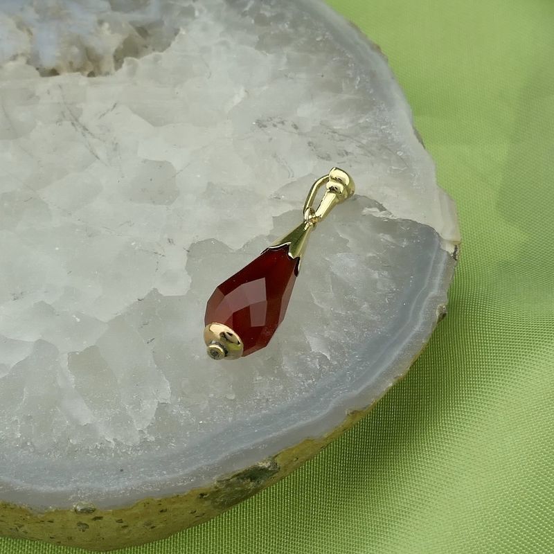 Image 10 of Gold pendant with carnelian
