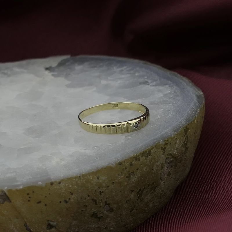 Image 7 of Gold solitaire ring with diamond | 0.01 ct.