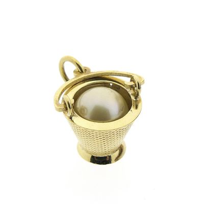 Image 1 of Gold bucket pendant with artificial pearl