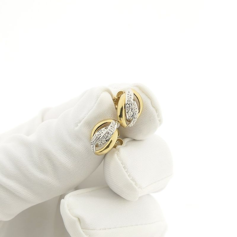 Image 14 of Gold stud earrings with diamond | 0.02 ct.