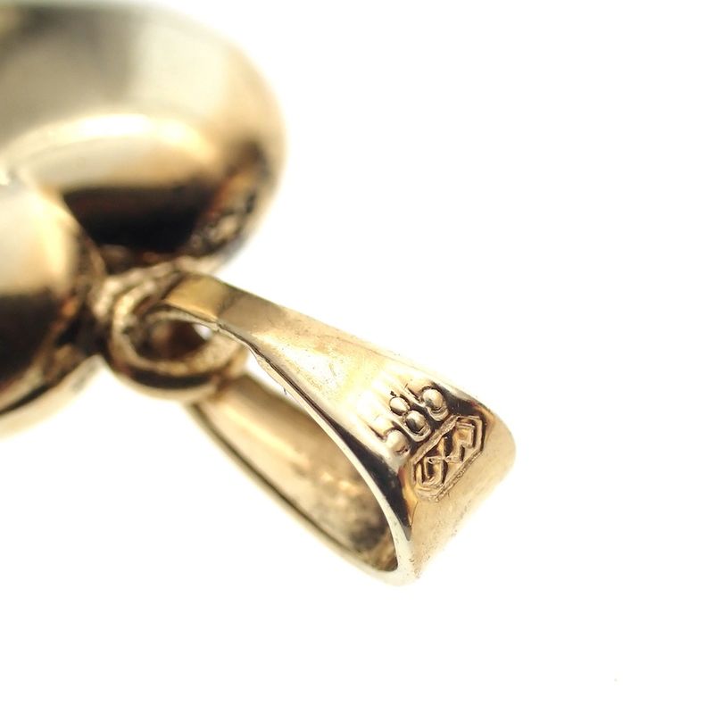 Image 4 of Gold pendant of a heart with zirconia