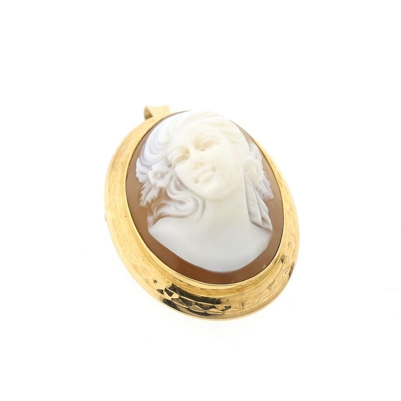 Image 5 of Antique gold brooch/pendant with cameo