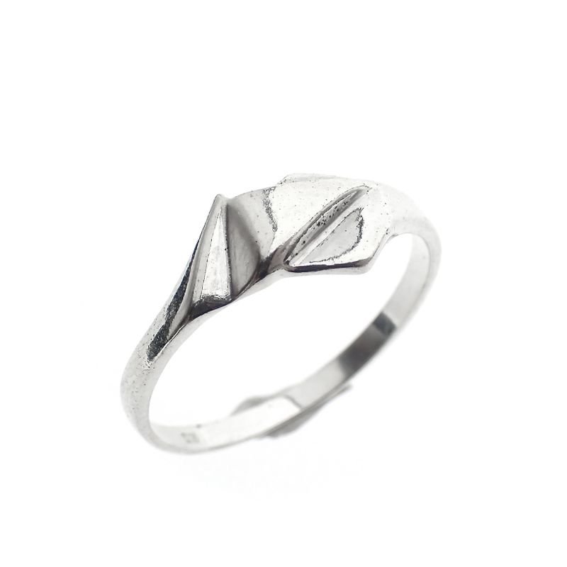 Image 1 of Silver ring with fantasy design