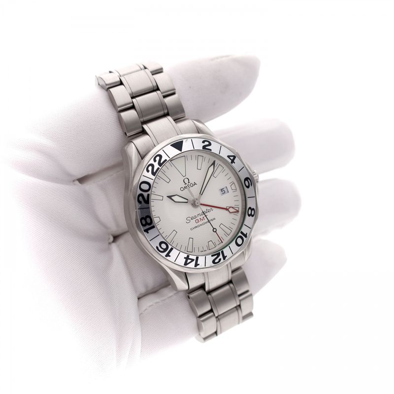 Image 9 of Omega Seamaster GMT 'Great White' 2538.20.00; Automatic Watch