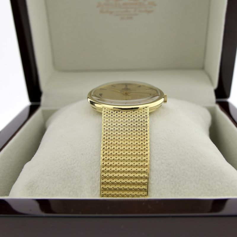 Image 14 of Jaeger Le-Coultre; Vintage 18K gold men's watch