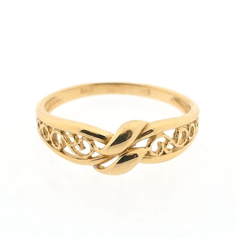Image 5 of Vintage gold ring