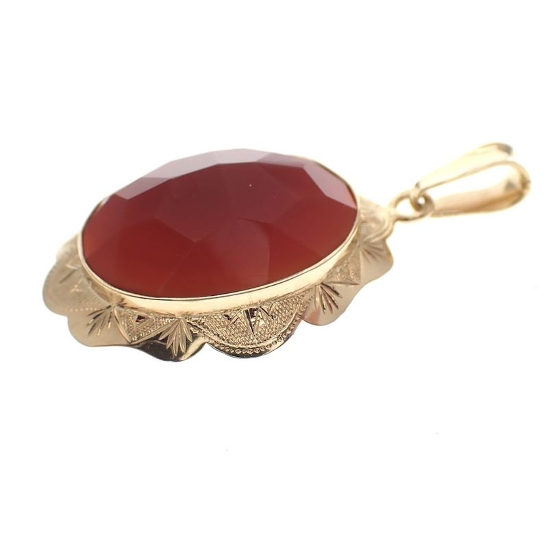 Image 3 of Vintage gold pendant with carnelian