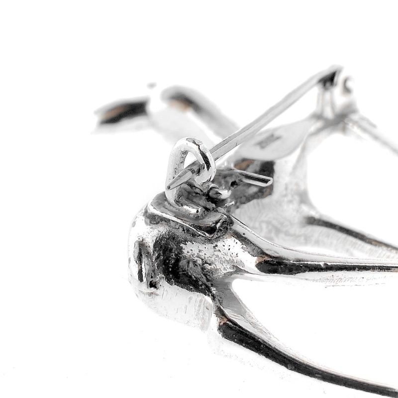 Image 8 of Silver brooch of a hind (female deer)