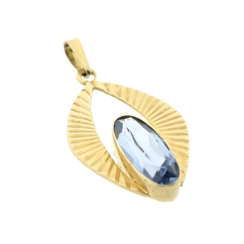 Image 4 of Gold pendant with Aquamarine