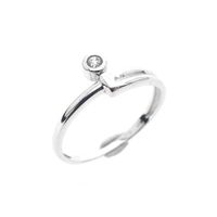Silver ring with zirconia