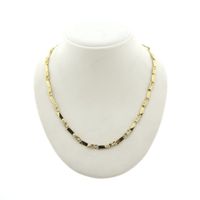 Gold raw link necklace; Riitta Hakala | 44.5 cm