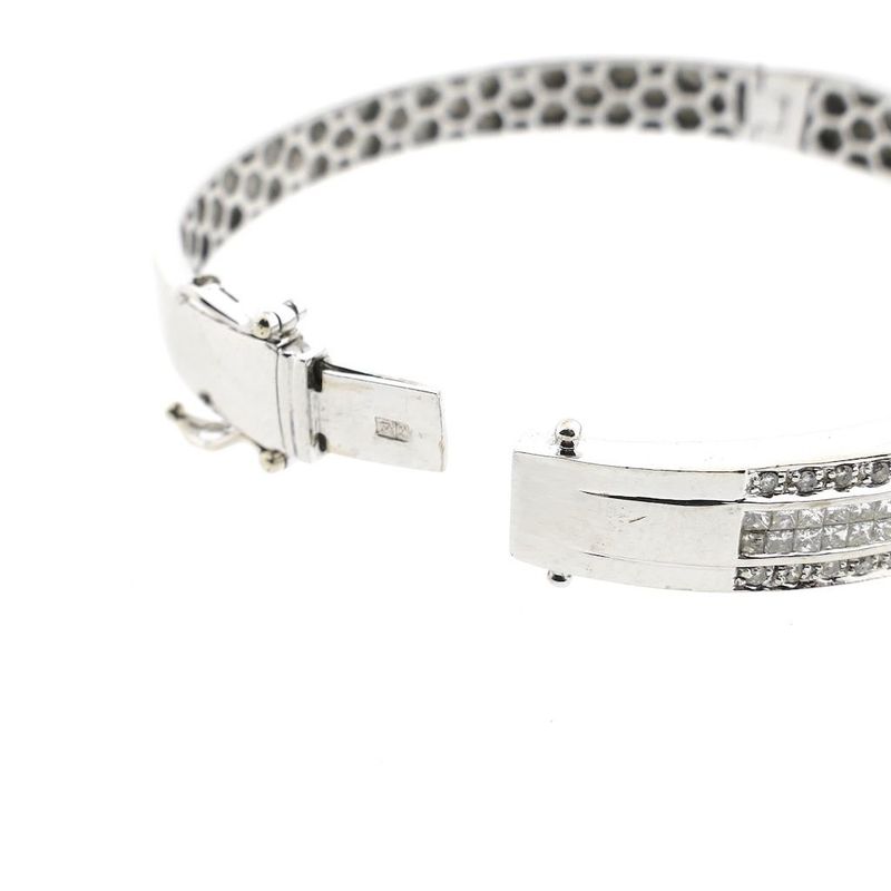 Image 4 of White gold slave bracelet with approx. 1.40 ct. diamonds; Size M