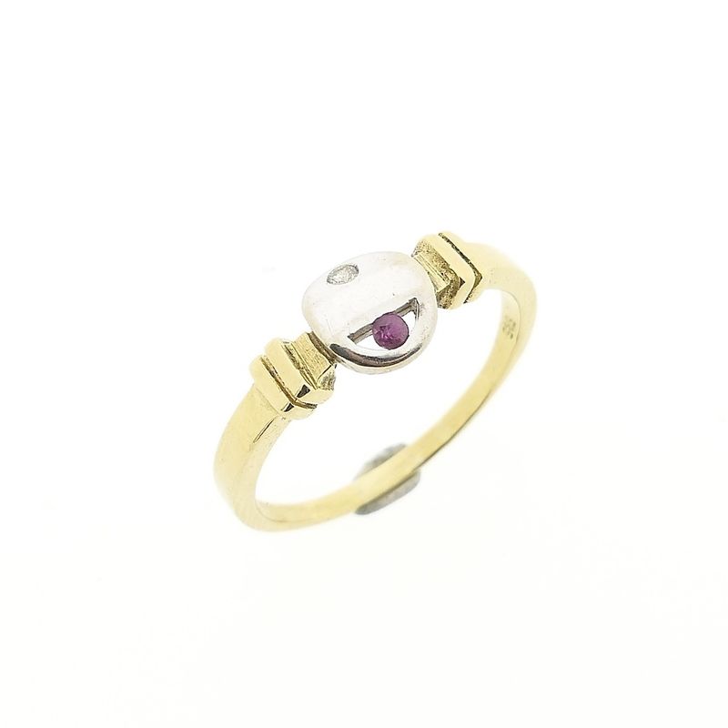 Image 1 of Two-tone gold ring with ruby ​​and diamond; 0.02 ct.