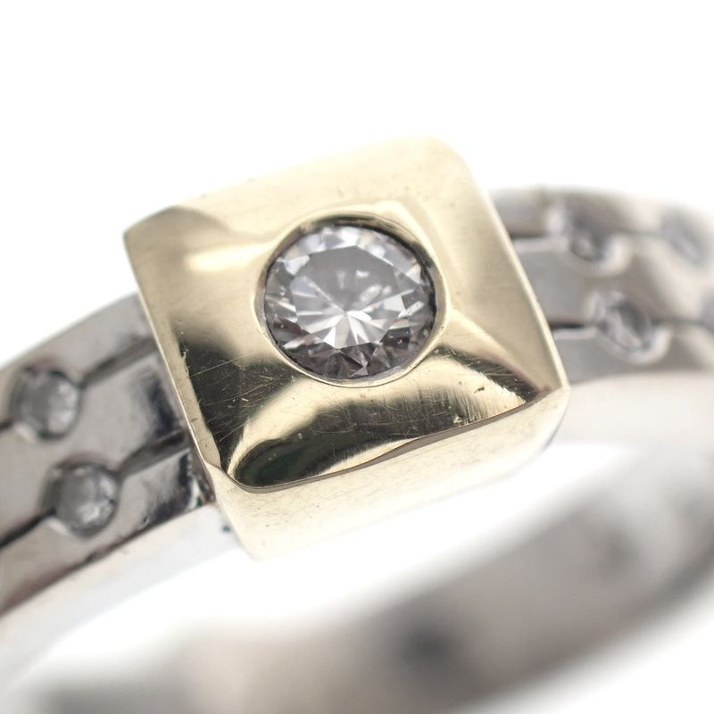 Image 3 of Two-tone gold ring with diamonds; 0.24 ct.