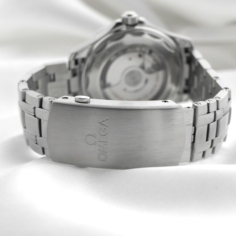 Image 14 of Omega Seamaster 300m Co-Axial Master Chronometer 42mm; Automatic men's diving watch