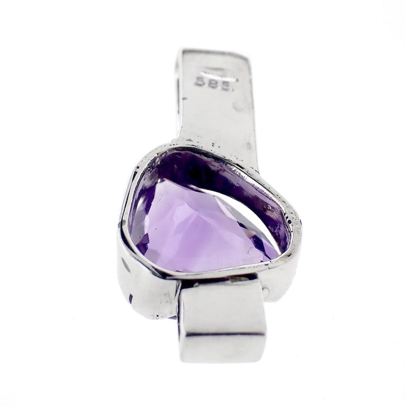 Image 6 of White gold pendant with amethyst