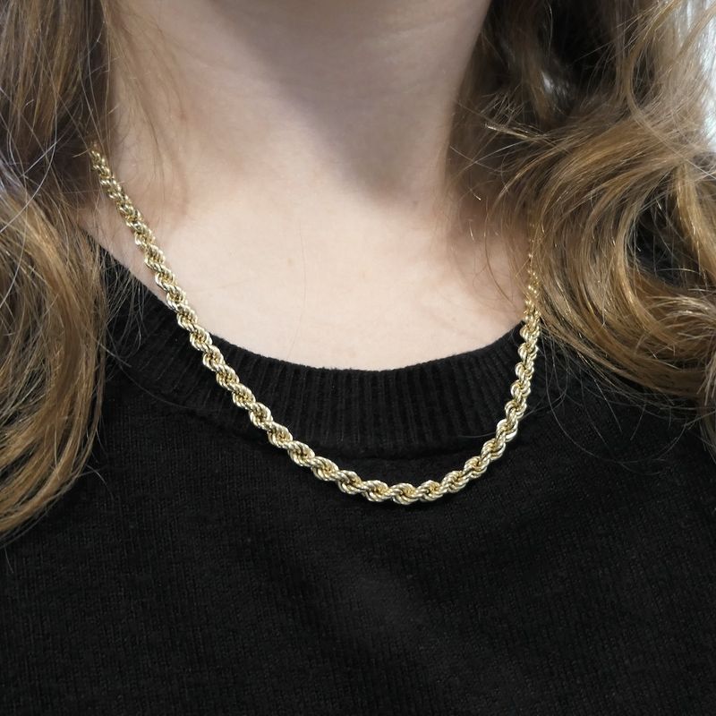 Image 9 of Gold twisted link chain | 51 cm