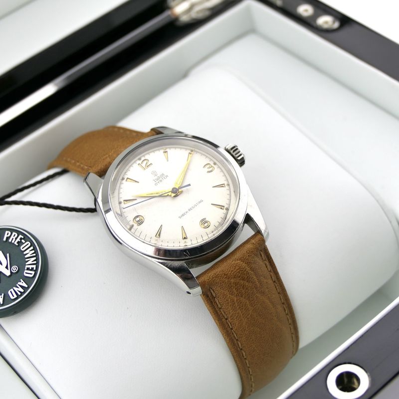 Image 16 of Tudor Oyster 7904; Vintage watch