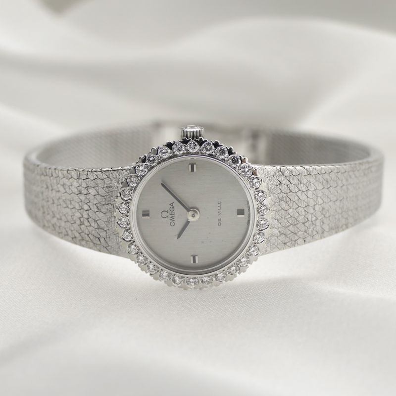 Image 10 of Omega De Ville 'Cocktail Watch'; 18k white gold women's watch with diamonds