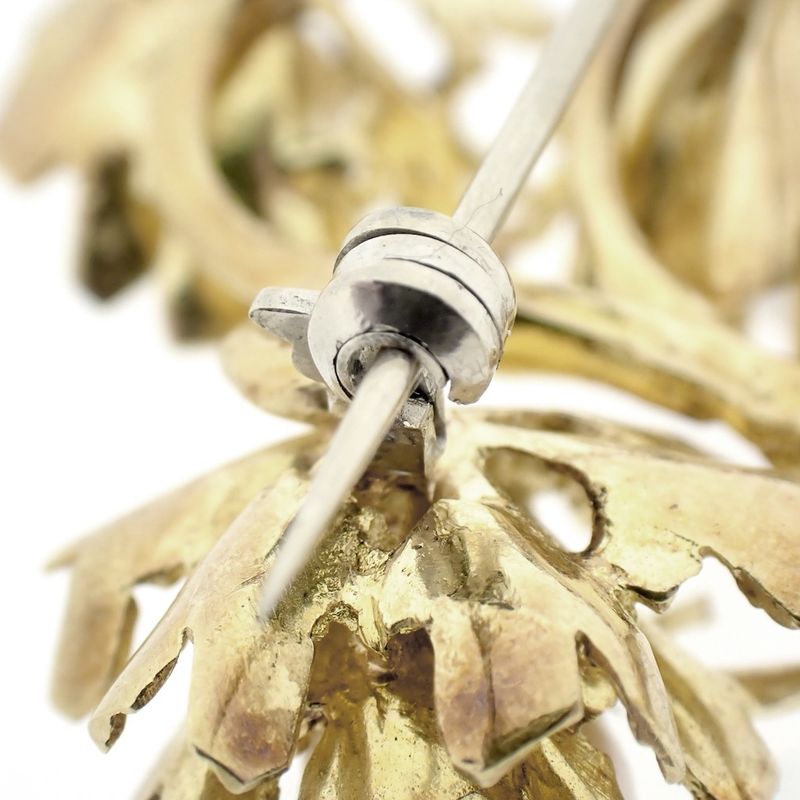 Image 7 of Golden flower brooch with pearls