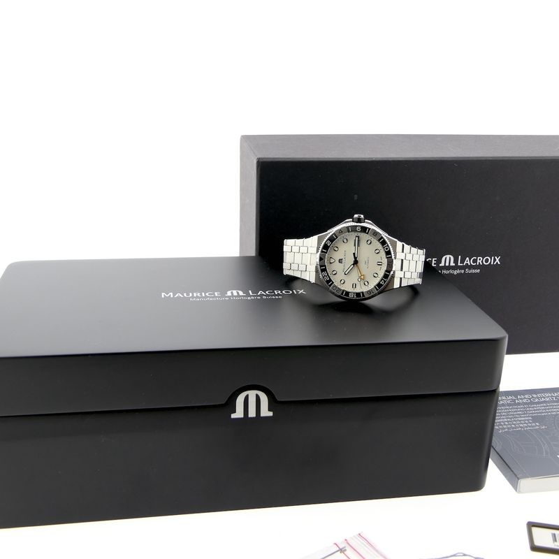 Image 18 of Maurice Lacroix AIKON Venturer GMT; Automatic men's watch