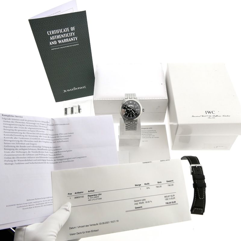 Image 17 of IWC Pilot UTC TZC Spitfire IW3251; Automatic men's watch with GMT