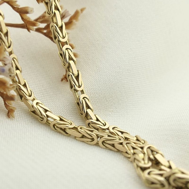 Image 2 of Golden king's link bracelet | 18 cm