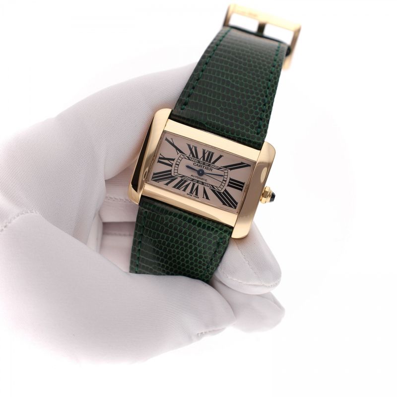 Afbeelding 8 van Cartier Tank Divan Automatic 'Large' W6300856 2603; 18ct. Gouden Horloge