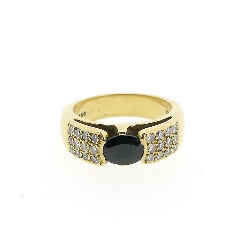 Image 3 of Gold ring with sapphire and diamond; 0.48 ct.