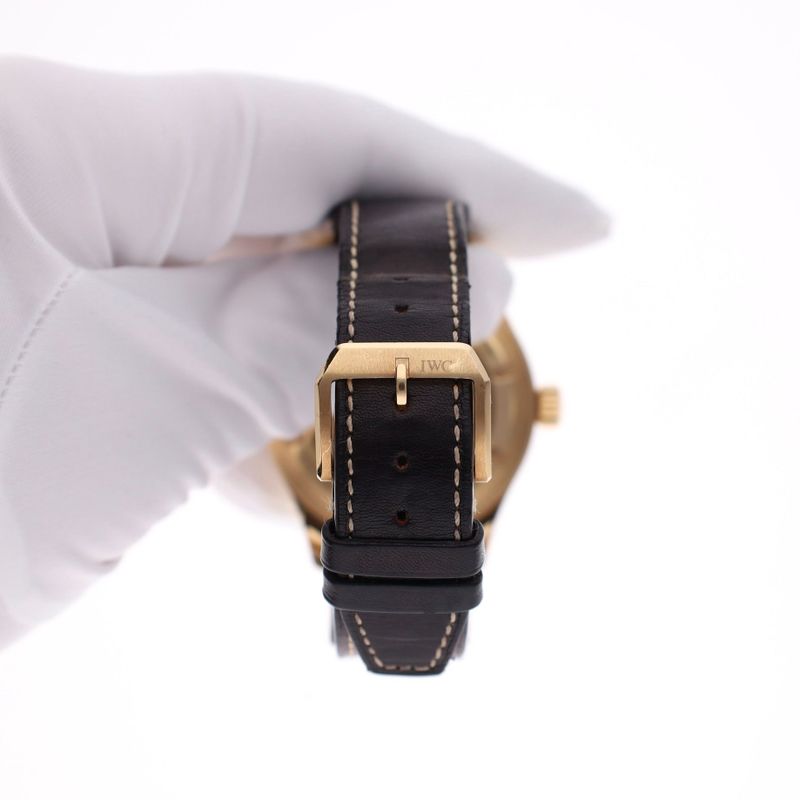 Afbeelding 13 van IWC Pilot's Watch UTC Antoine de Saint Exupéry IW3261-03; Limited Edition 18k. Gouden Heren Horloge