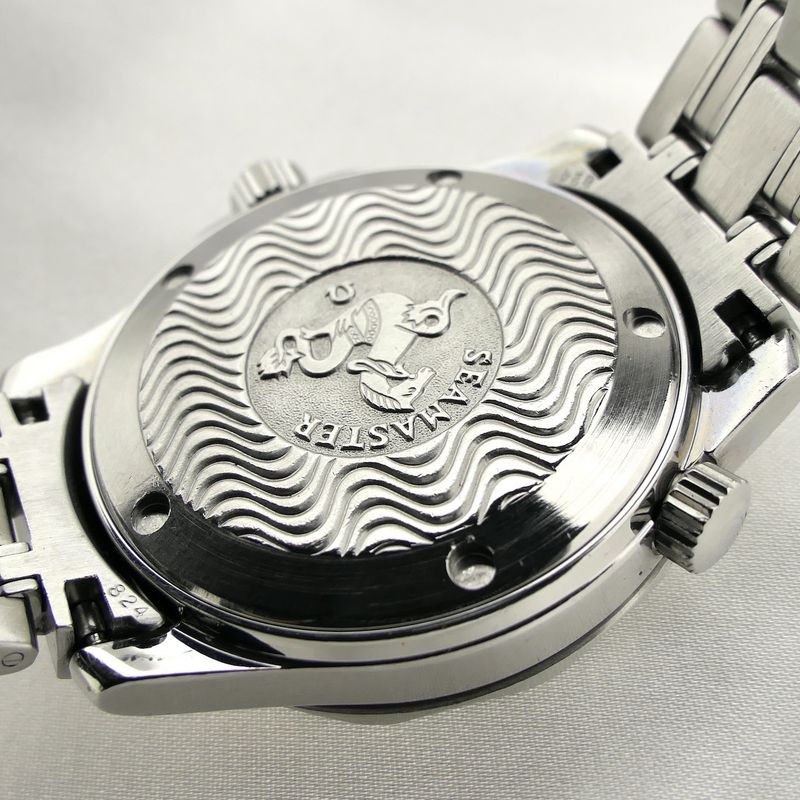 Image 19 of Omega Seamaster 300m 'James Bond' 2561.80.00; Men's diving watch