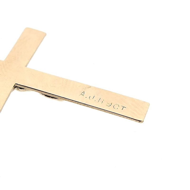 Image 3 of 9 carat rose-colored pendant of a cross with corpus