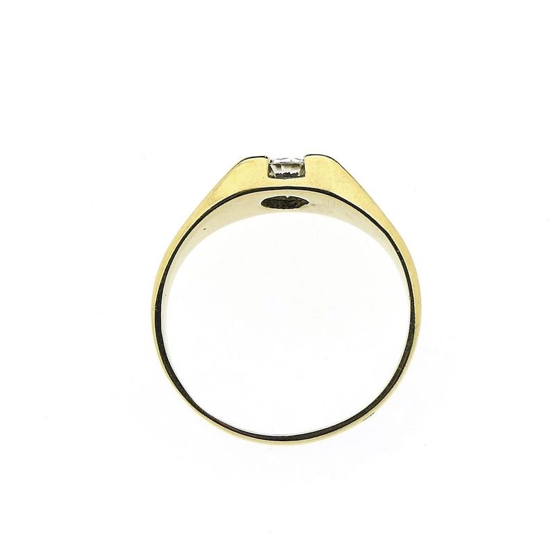 Image 3 of Gold solitaire ring with zirconia