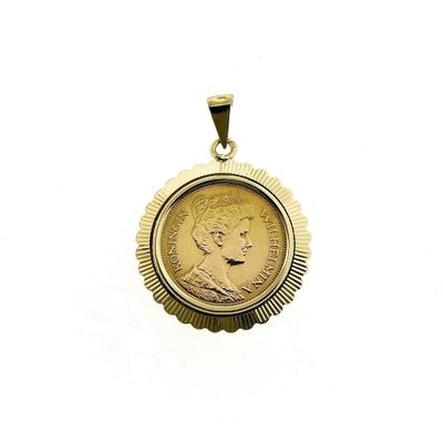 Image 1 of Gold pendant of gold fiver; Queen Wilhelmina 1912