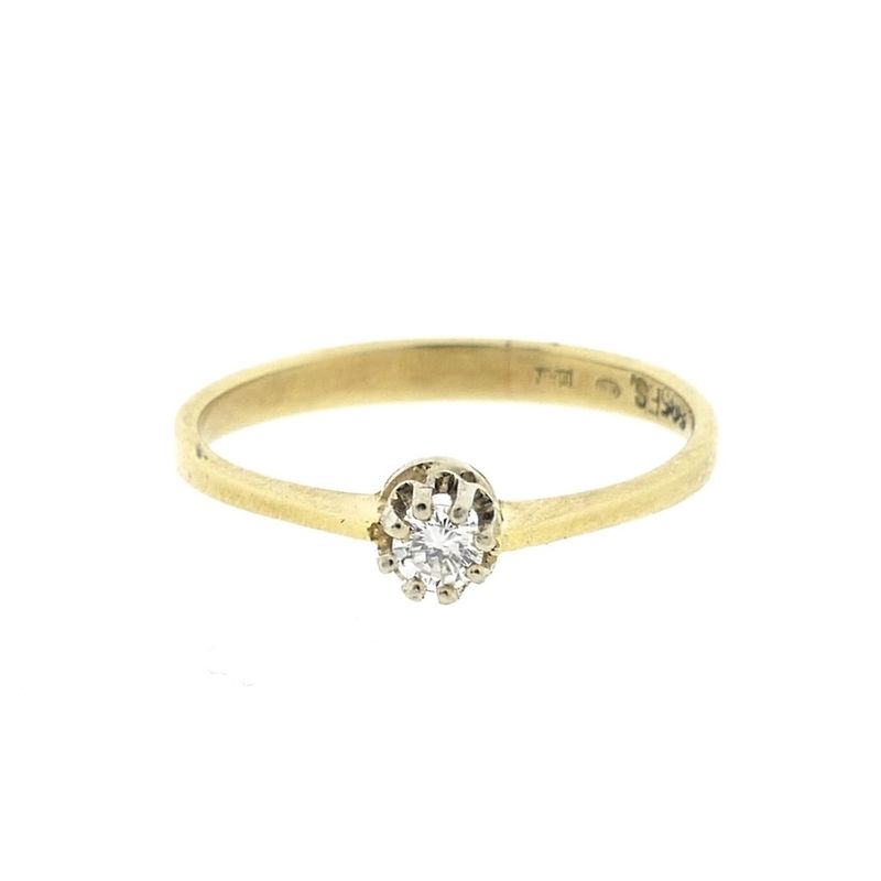 Image 4 of Gold solitaire ring with diamond; 0.10 ct.