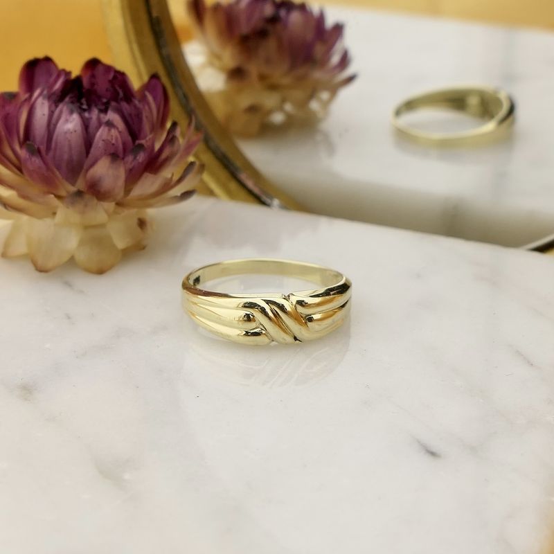 Image 2 of Golden fantasy ring