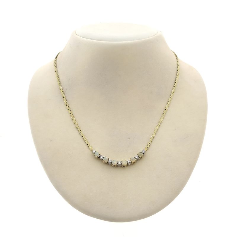Image 1 of Gold necklace with fixed pendant of opal and diamond 0.28 ct.