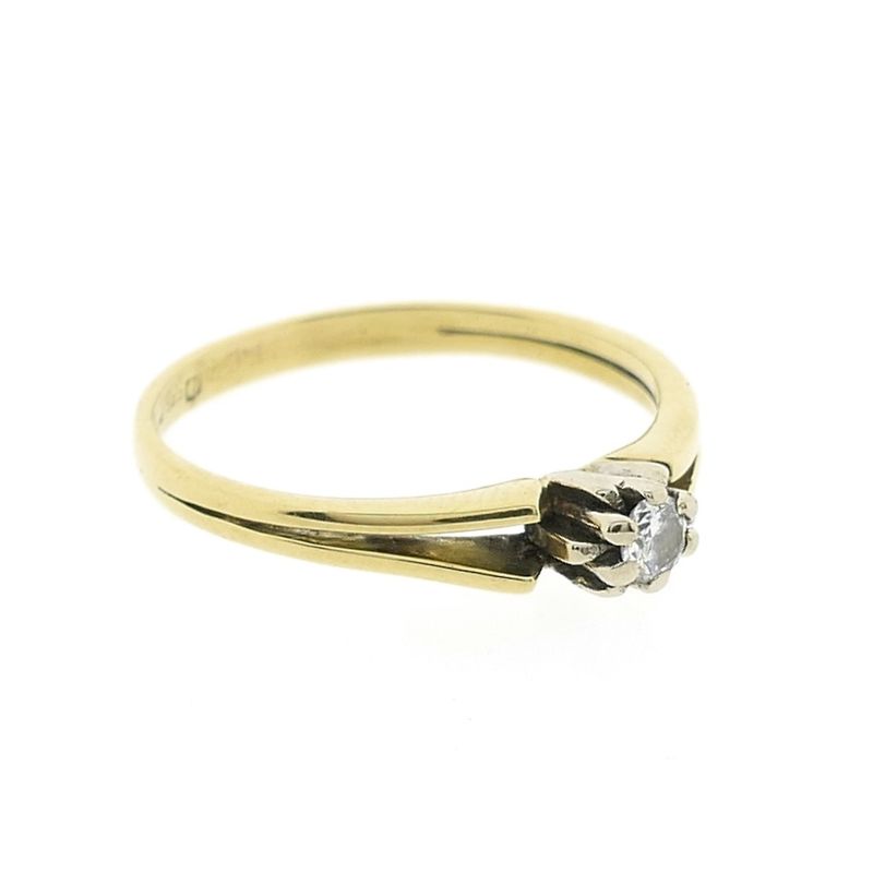 Image 5 of Gold solitaire ring with diamond; 0.14 ct.